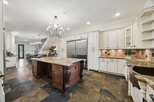 9426 Deer Path Lane, Magnolia, TX 77354