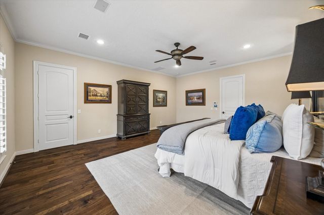 9426 Deer Path Lane, Magnolia, TX 77354