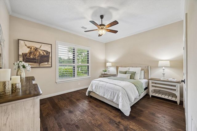9426 Deer Path Lane, Magnolia, TX 77354
