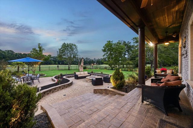 9426 Deer Path Lane, Magnolia, TX 77354