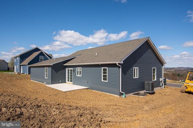 230 MONROE VALLEY DR, Jonestown, PA 17038