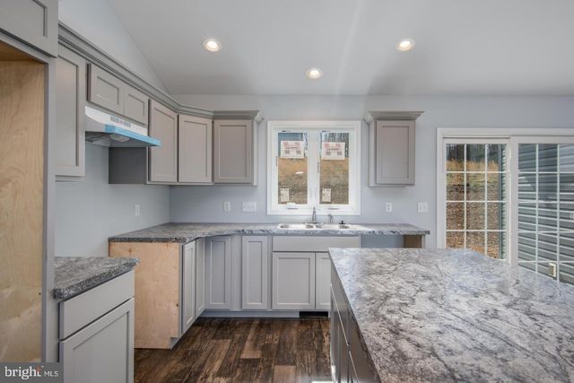 230 MONROE VALLEY DR, Jonestown, PA 17038