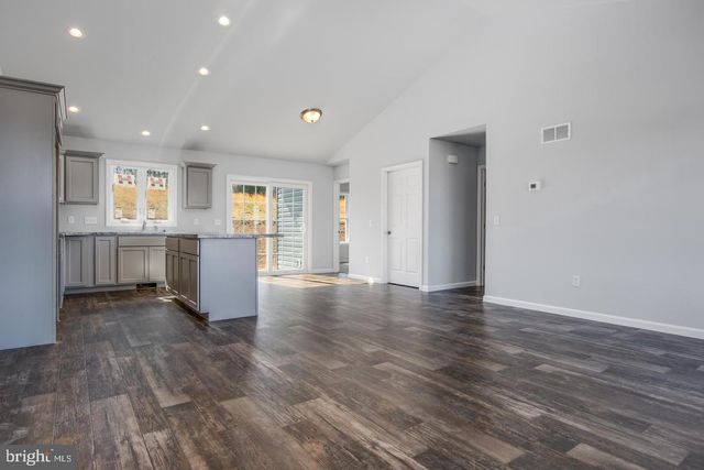 230 MONROE VALLEY DR, Jonestown, PA 17038