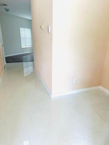 9933 Perfect Drive 135 Side A, Port St. Lucie 135 Side A, Port St Lucie, FL 34986