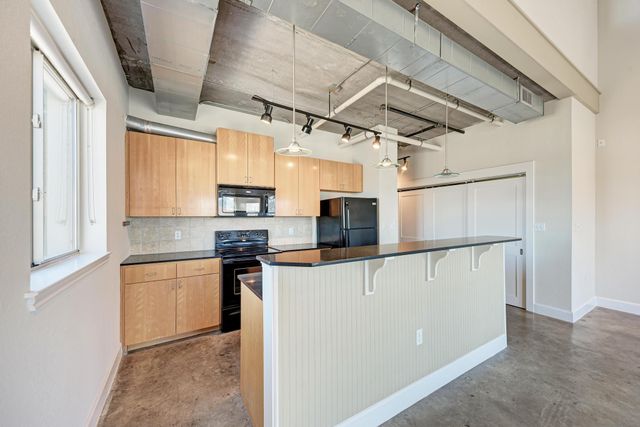 807 E 14th ST 306, Austin, TX 78702