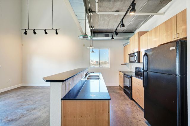 807 E 14th ST 306, Austin, TX 78702