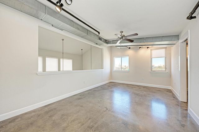 807 E 14th ST 306, Austin, TX 78702