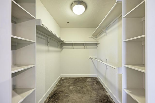 807 E 14th ST 306, Austin, TX 78702