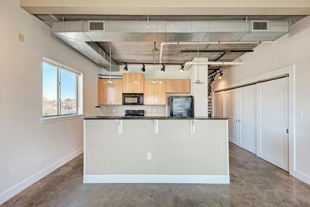 807 E 14th ST 306, Austin, TX 78702