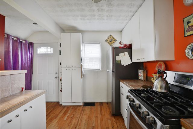 957 E 13th Avenue, Columbus, OH 43211