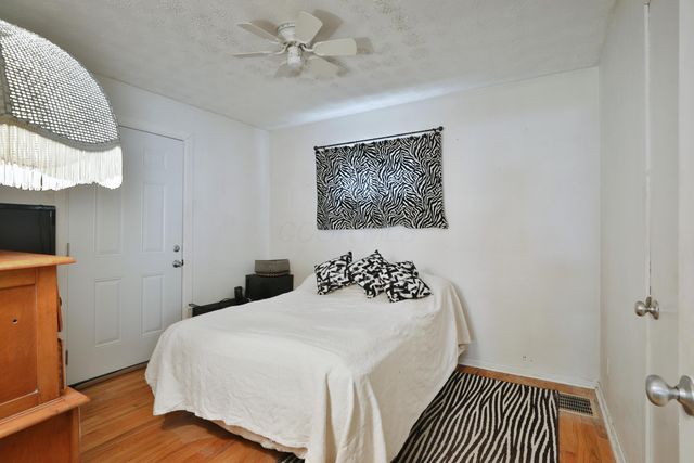 957 E 13th Avenue, Columbus, OH 43211