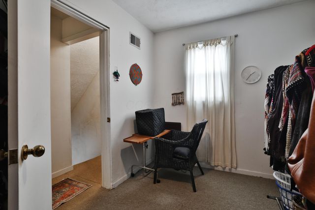 957 E 13th Avenue, Columbus, OH 43211