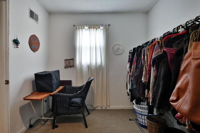 957 E 13th Avenue, Columbus, OH 43211