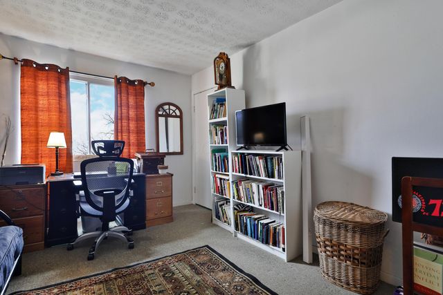 957 E 13th Avenue, Columbus, OH 43211