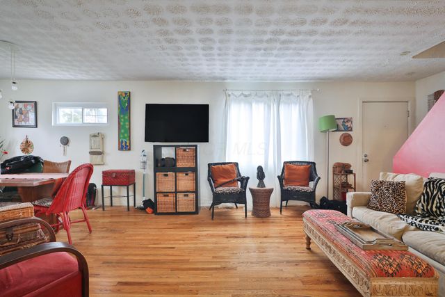 957 E 13th Avenue, Columbus, OH 43211