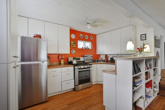 957 E 13th Avenue, Columbus, OH 43211