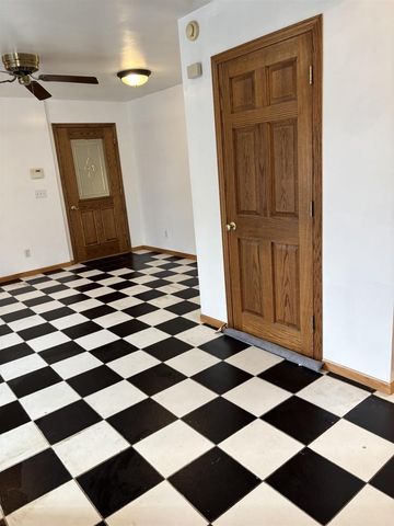 840 E Homeland Court, Beloit, WI 53511