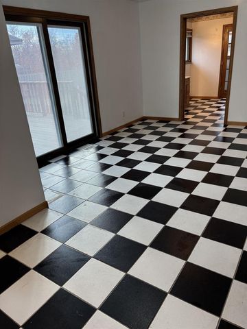 840 E Homeland Court, Beloit, WI 53511