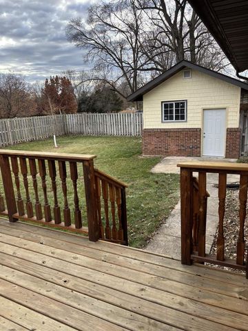 840 E Homeland Court, Beloit, WI 53511