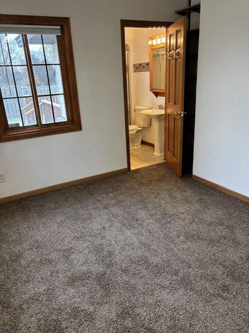 840 E Homeland Court, Beloit, WI 53511