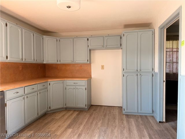 1028 S Arkansas Avenue, Van Buren, AR 72956