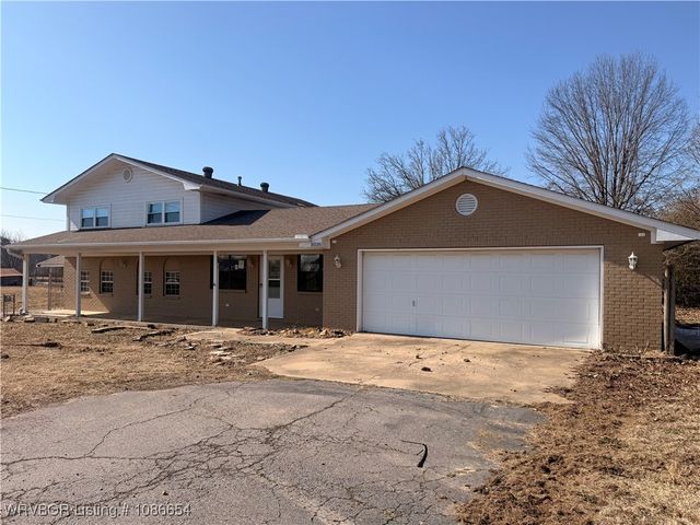 1028 S Arkansas Avenue, Van Buren, AR 72956