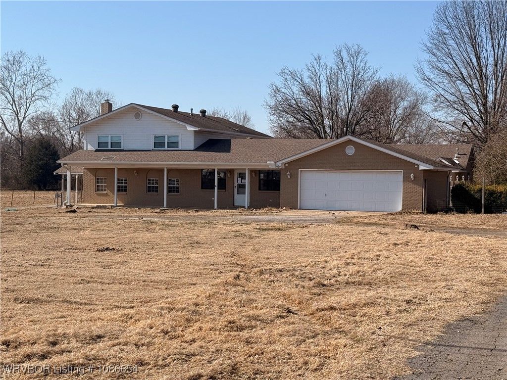 1028 S Arkansas Avenue, Van Buren, AR 72956