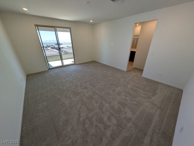 544 Clover Bar Lane, Las Vegas, NV 89138