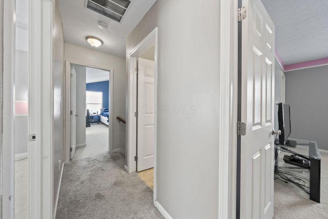 7835 Edgewater Court, Canal Winchester, OH 43110