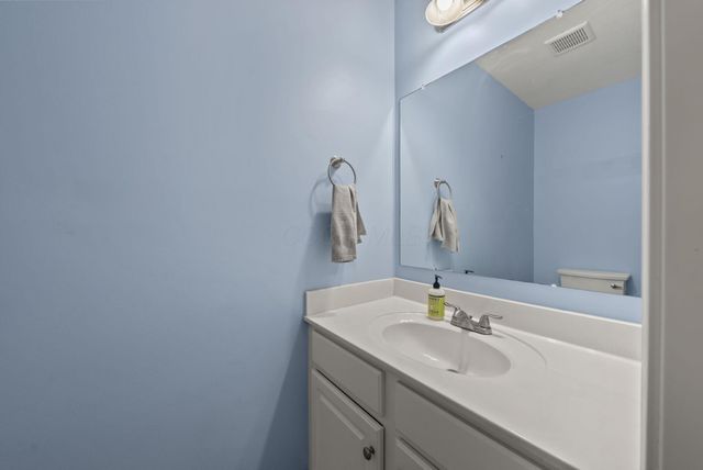 7835 Edgewater Court, Canal Winchester, OH 43110