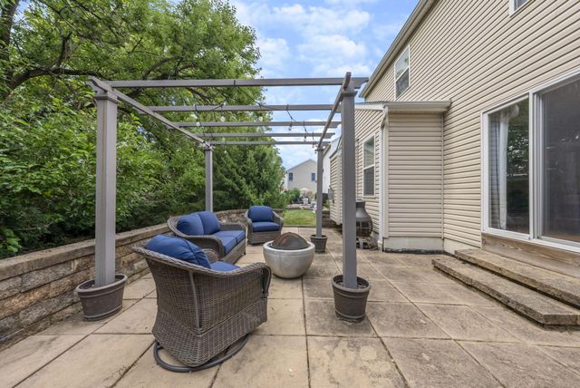 7835 Edgewater Court, Canal Winchester, OH 43110