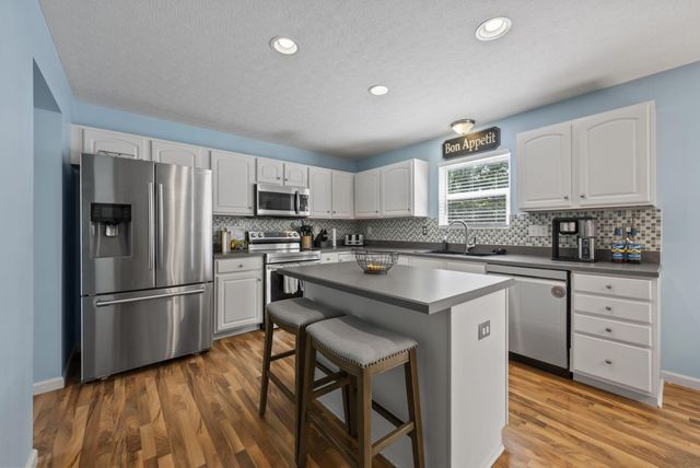 7835 Edgewater Court, Canal Winchester, OH 43110