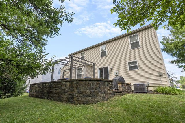7835 Edgewater Court, Canal Winchester, OH 43110