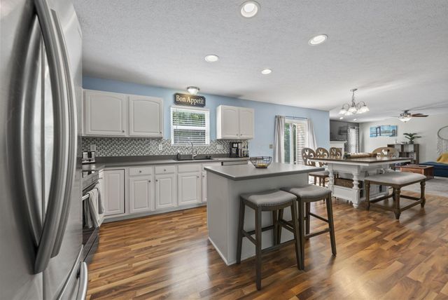 7835 Edgewater Court, Canal Winchester, OH 43110