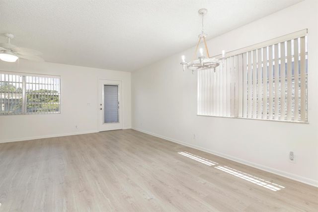 136 Flanders C, Delray Beach, FL 33484