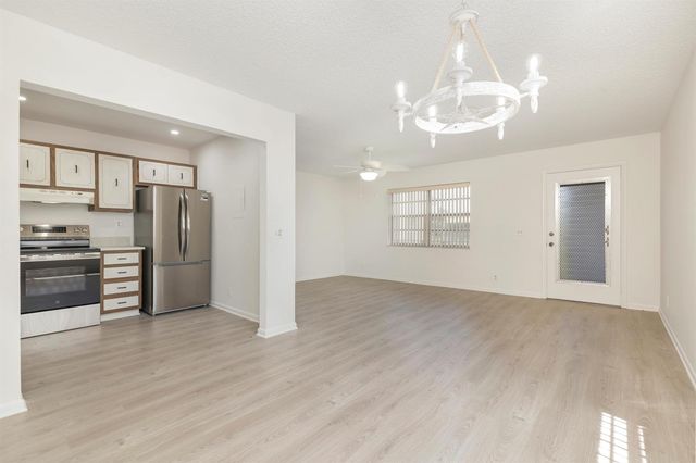 136 Flanders C, Delray Beach, FL 33484