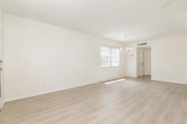 136 Flanders C, Delray Beach, FL 33484