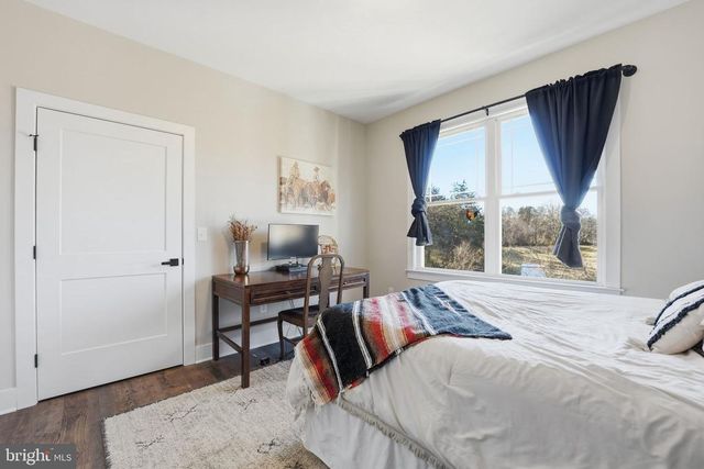 11183 DROGHEDA MOUNTAIN RD, Rixeyville, VA 22737