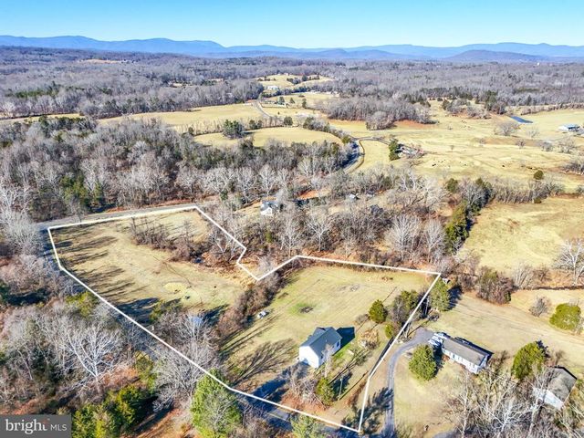 11183 DROGHEDA MOUNTAIN RD, Rixeyville, VA 22737