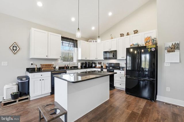 11183 DROGHEDA MOUNTAIN RD, Rixeyville, VA 22737