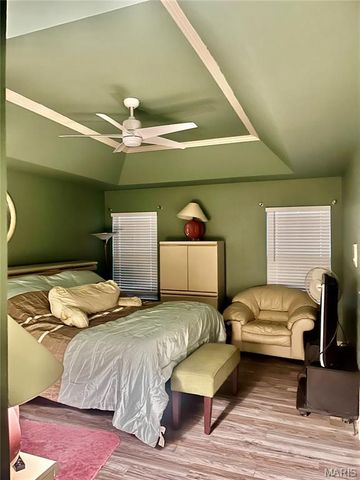 3825 Secretariat Drive, Florissant, MO 63034