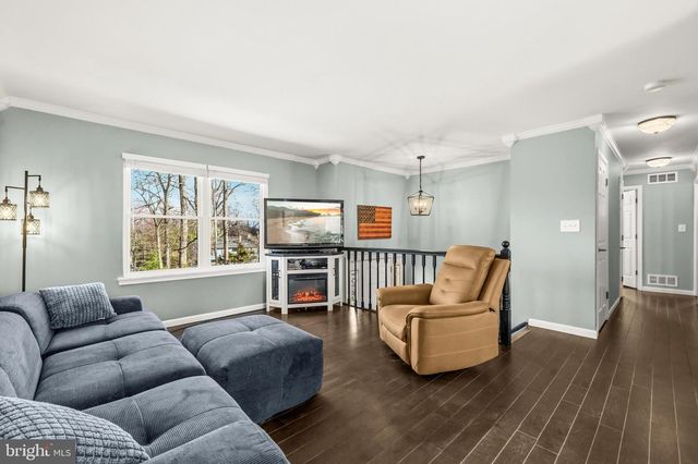 7710 SUITT DR, Pasadena, MD 21122