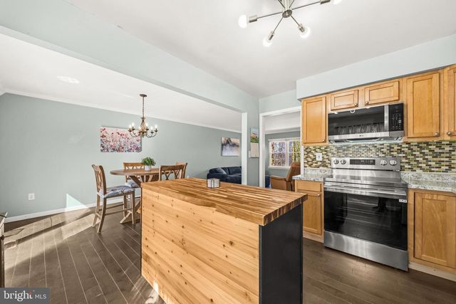 7710 SUITT DR, Pasadena, MD 21122