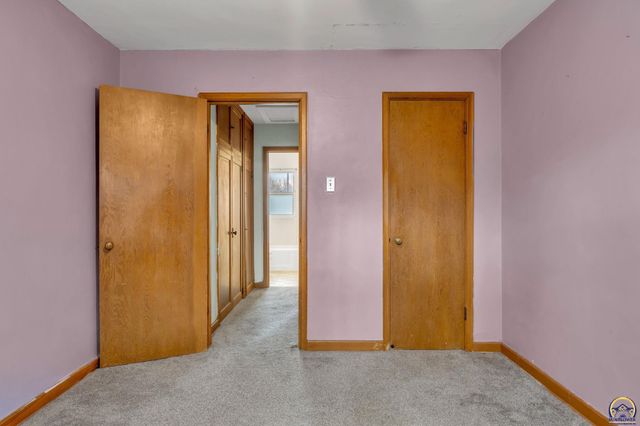1519 SW Lincoln ST, Topeka, KS 66604