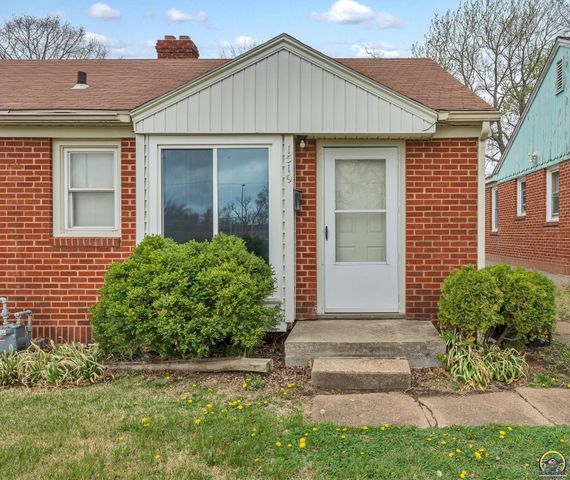 1519 SW Lincoln ST, Topeka, KS 66604