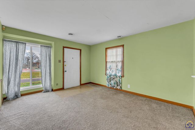1519 SW Lincoln ST, Topeka, KS 66604