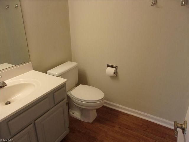 1715 Ternberry Road, High Point, NC 27262