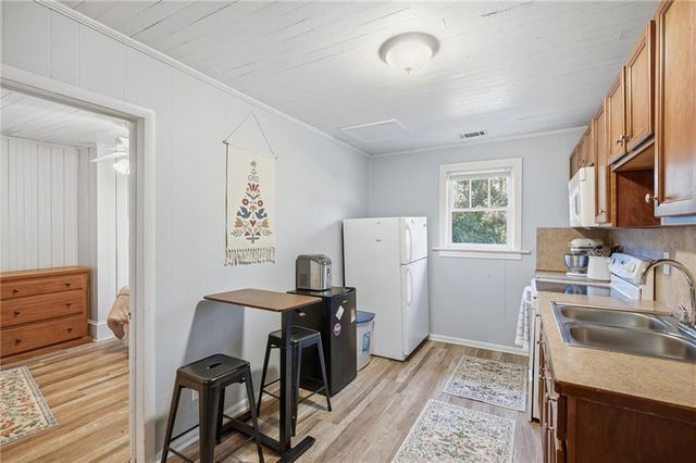 1374 Dawsonville Highway, Dahlonega, GA 30533