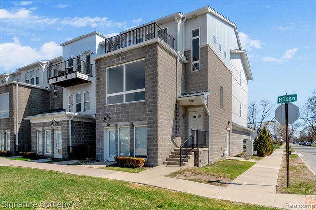 390 Hilton Road, Ferndale, MI 48220