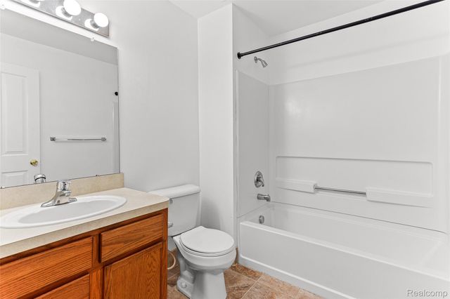 47975 CARDIFF Avenue, Canton Charter Township, MI 48188